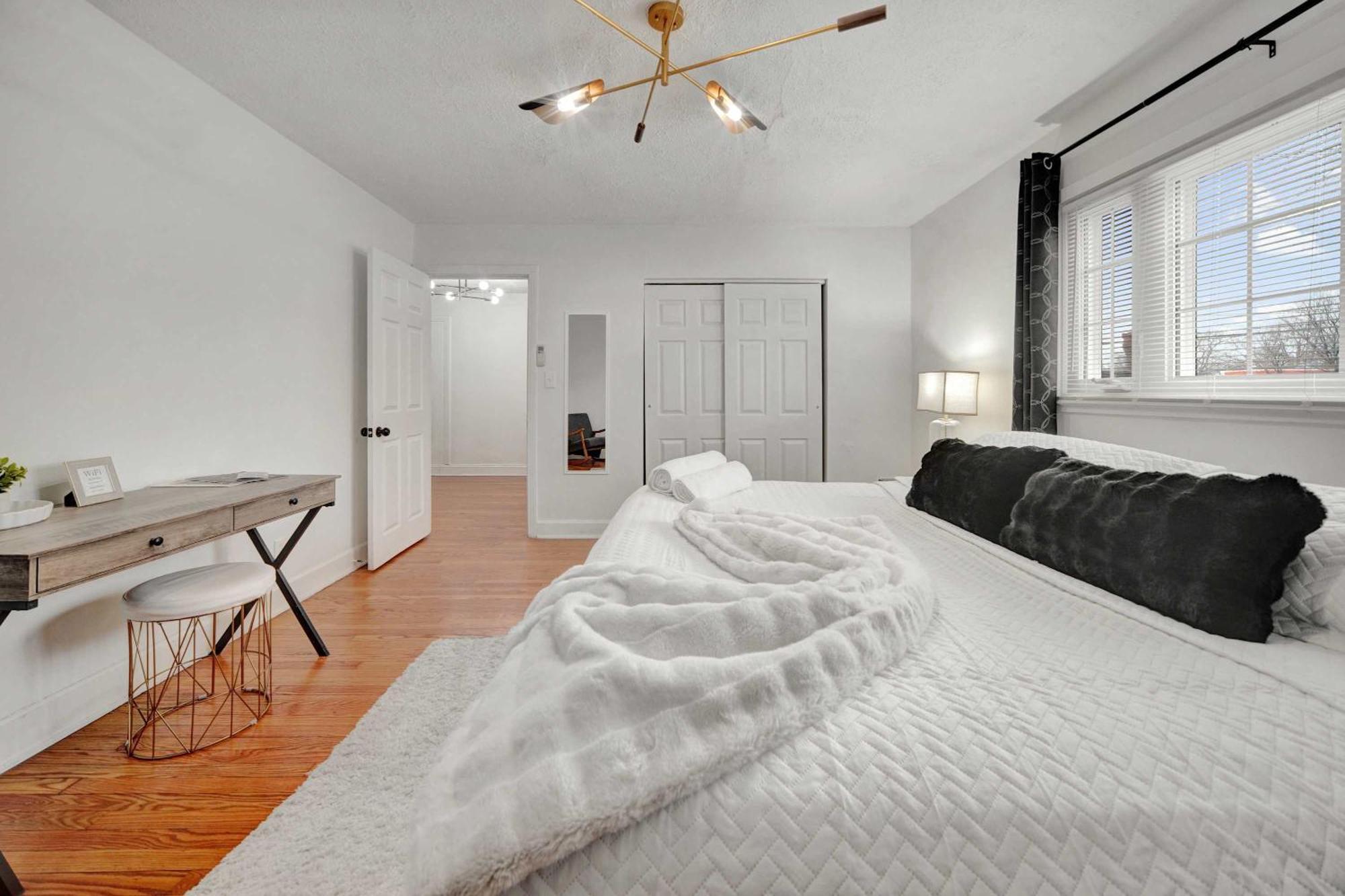 Apartment 8 Min To Churchill Downs Perfect For Groups Louisville